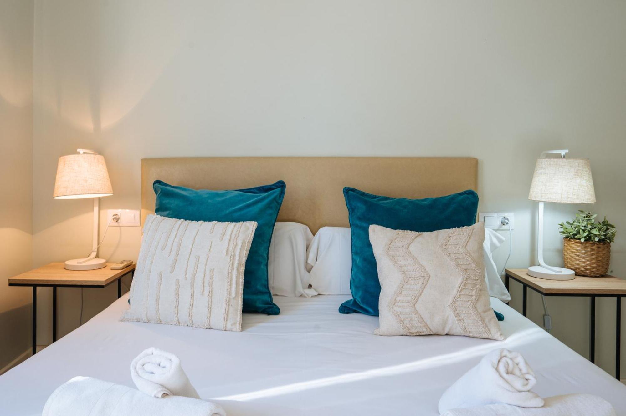 The Zentral Suites & Apartments Sevilla Bagian luar foto