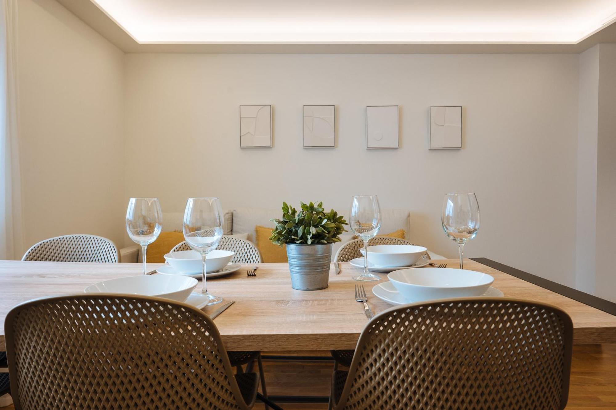 The Zentral Suites & Apartments Sevilla Bagian luar foto